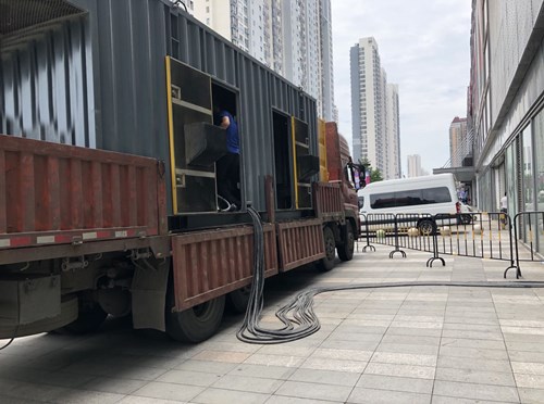 遵化低温环境下，柴油发电机组电池充满电的具体时间受哪些因素影响？